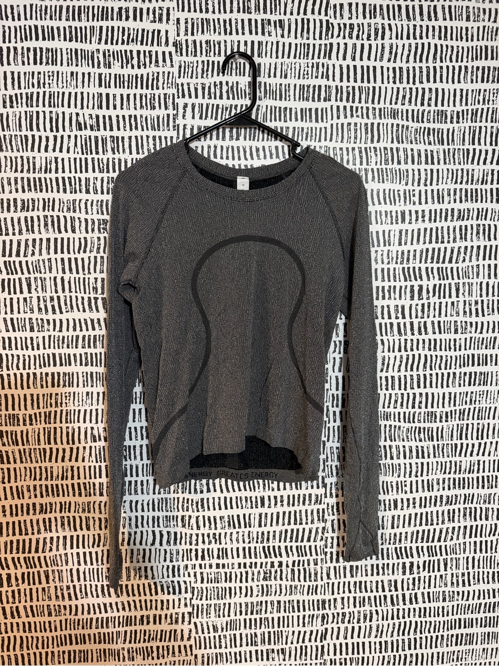 Women’s long sleeve lululemon